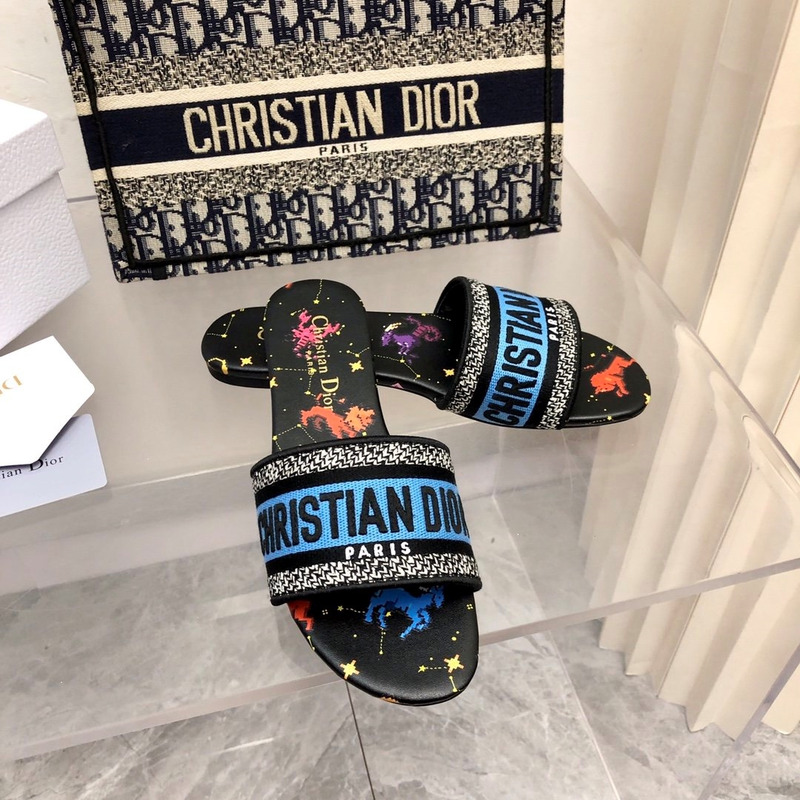 D*or pixel zodiac dway slippers black