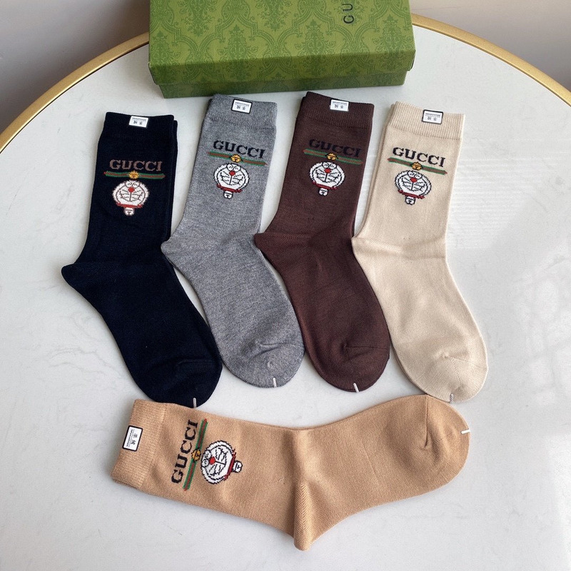 G*u*i x doraemon cotton crew socks (5-pair)