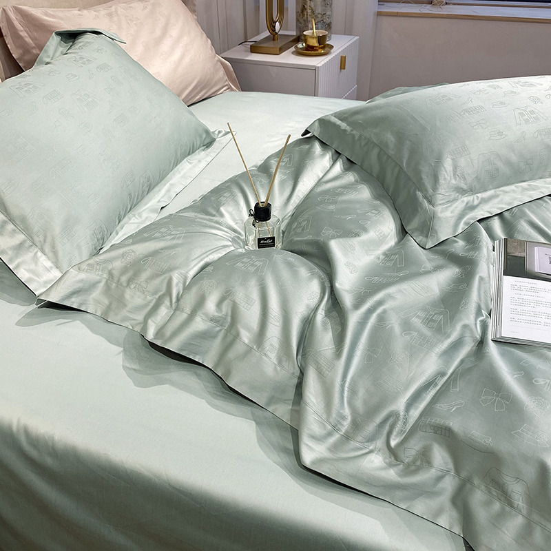 H**mes four piece bed suit bedding green