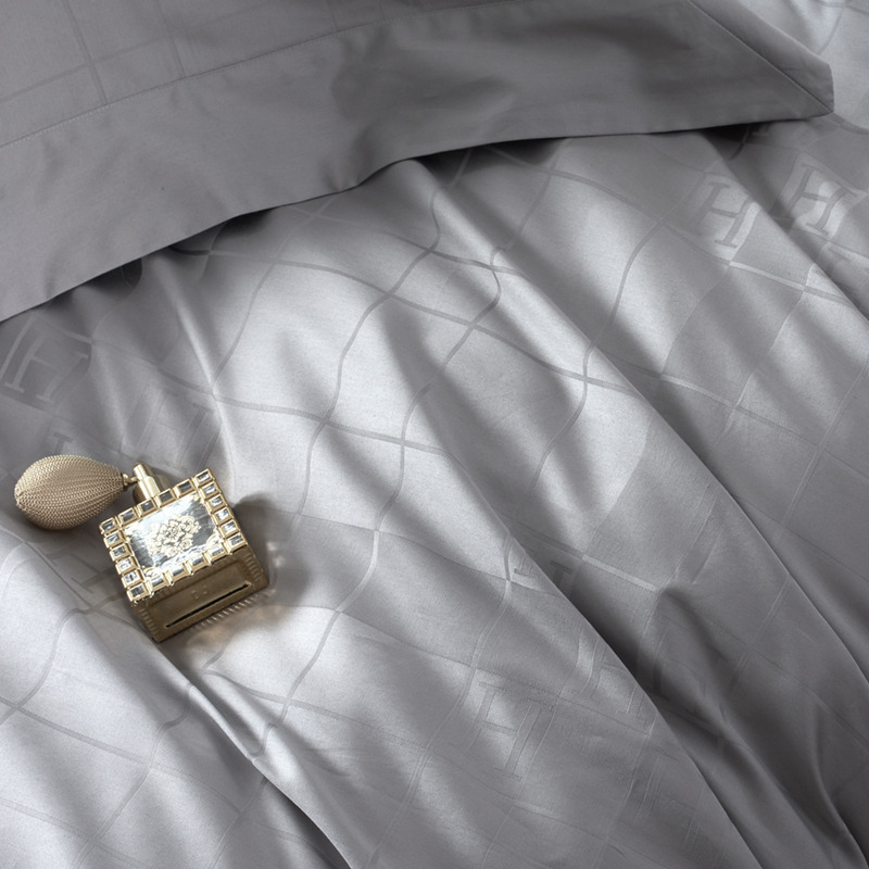 H**mes logo four piece bed suit bedding gray