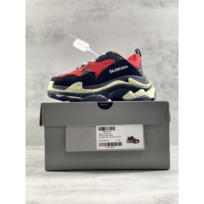 Ba*len*cia*ga triple s sneaker black red