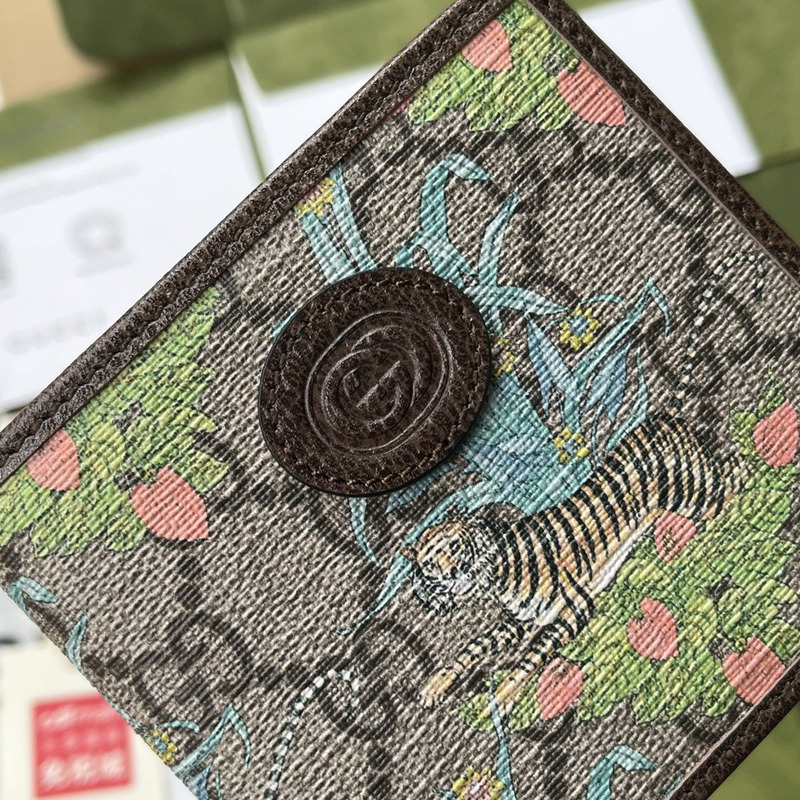 G*u*i 22 tiger print wallet