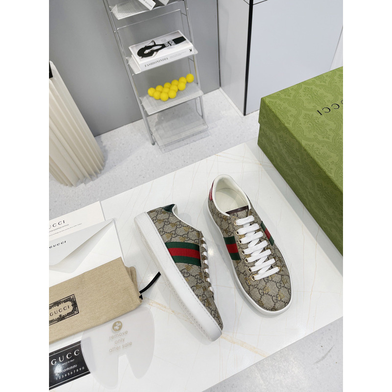 g*u*i ace S*p*e bees sneaker