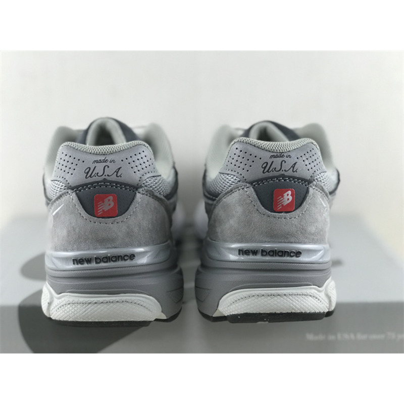 New Balance M 990 GJ 3 Grey Sneaker