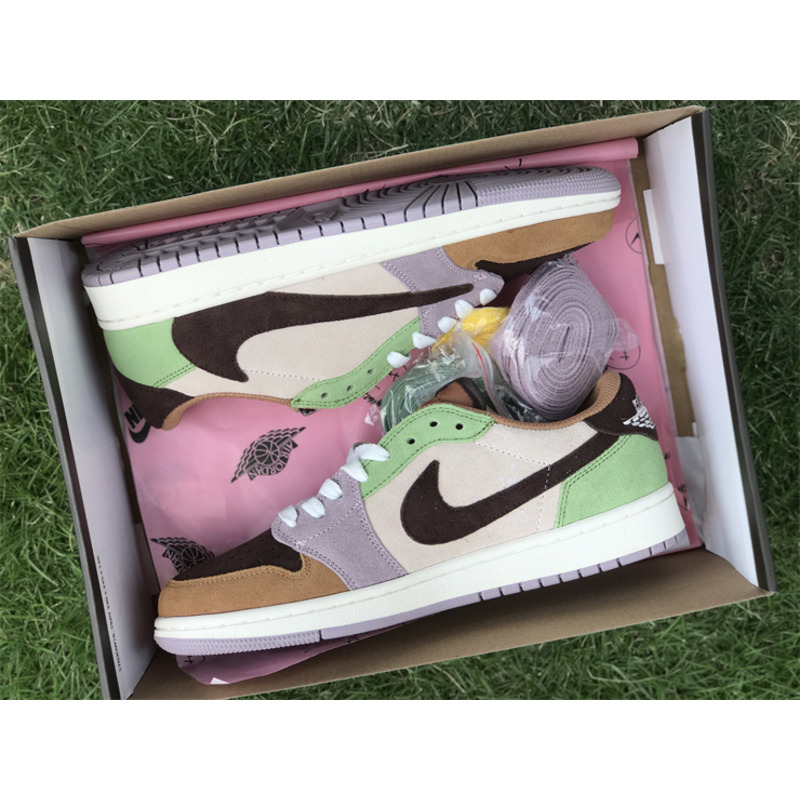 Nike Air Jordan 1 Low X Travis Scott CQ4277-110