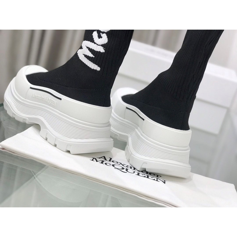 Alexander Mcqueen Graffiti Knitted Tread Slick Boots Black