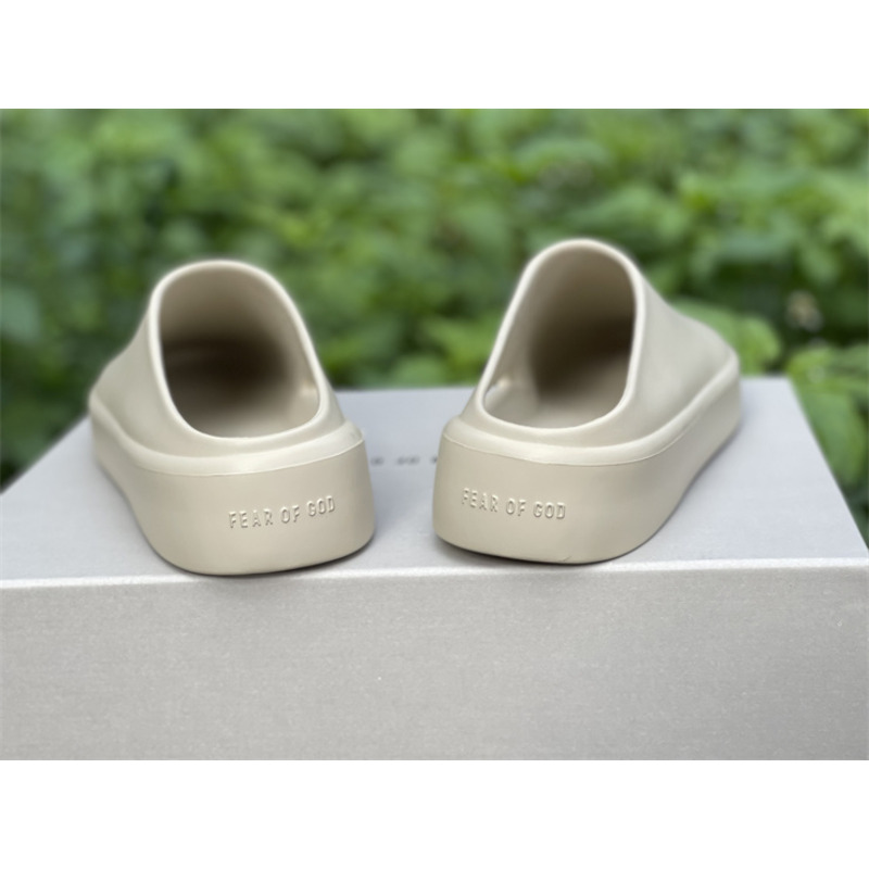 Fear Of God The California Slip-In Beige