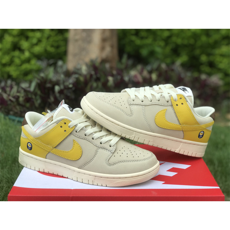 Nike Nike WMNS Dunk Low LX "Banana" Sneakers Coconut Milk / Vivid Sulfur