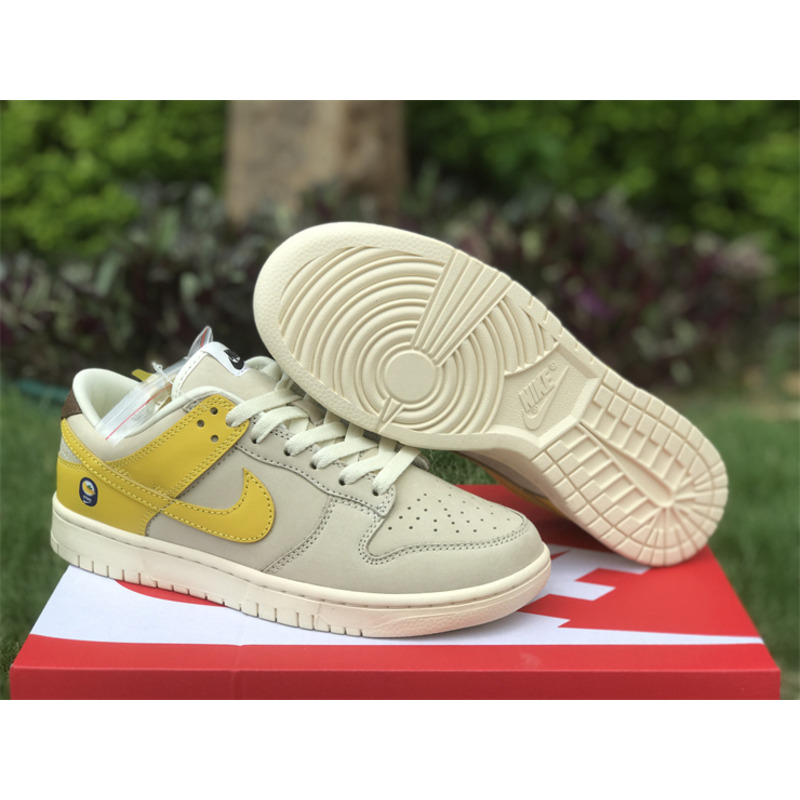 Nike Nike WMNS Dunk Low LX "Banana" Sneakers Coconut Milk / Vivid Sulfur