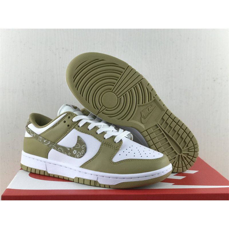 Nike Dunk Low Essential "Paisley" sneakers in White and Barley