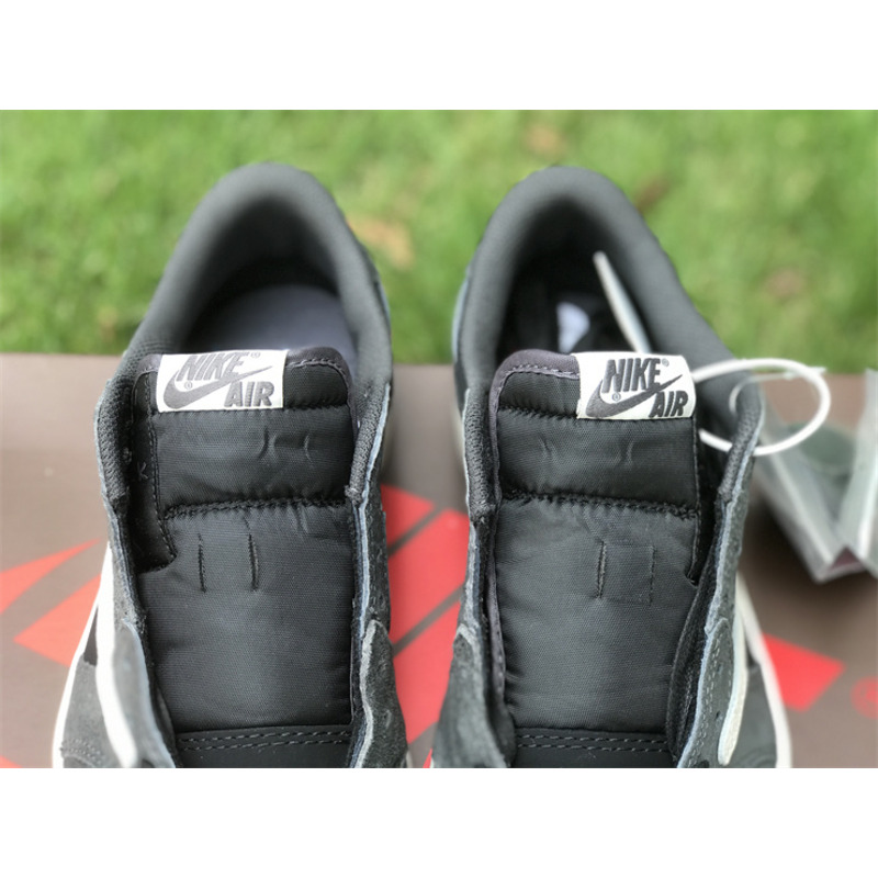 Jordan Travis Scott x Fragment x Nike Air Jordan 1 Low in Black White