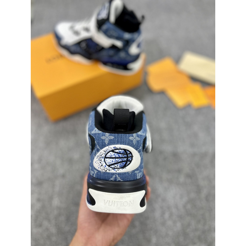 l**is V*t*n trainer 2 sneakers