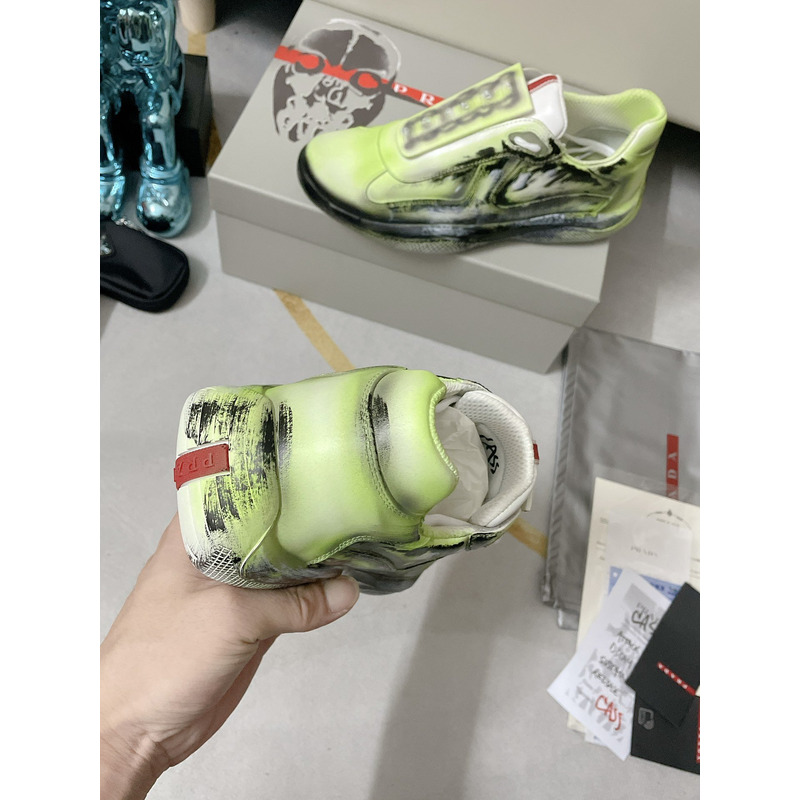 cass x Pra*a america