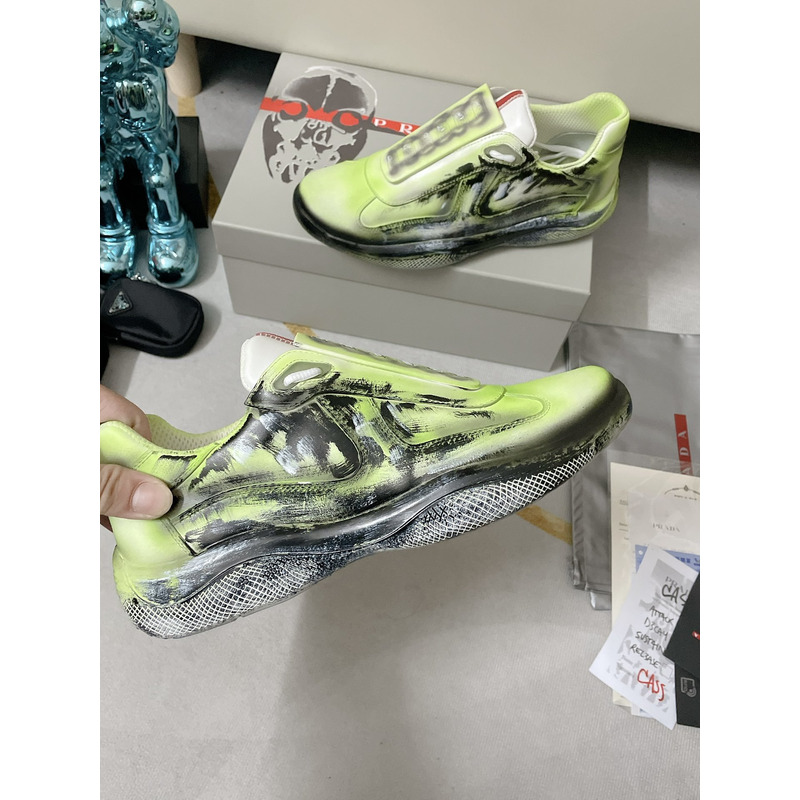 cass x Pra*a america