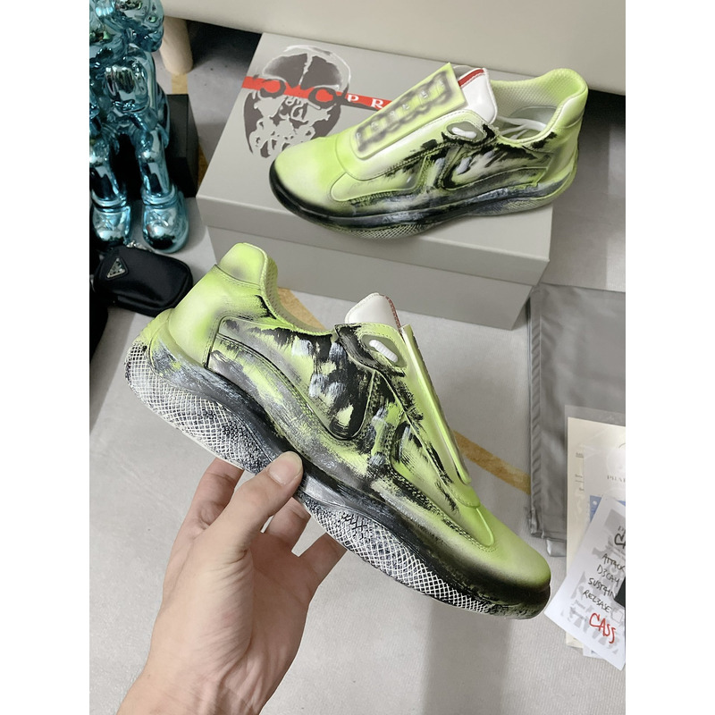 cass x Pra*a america