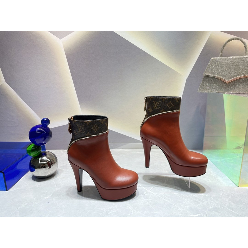 l**is V*t*n afterglow platform ankle boots coffee