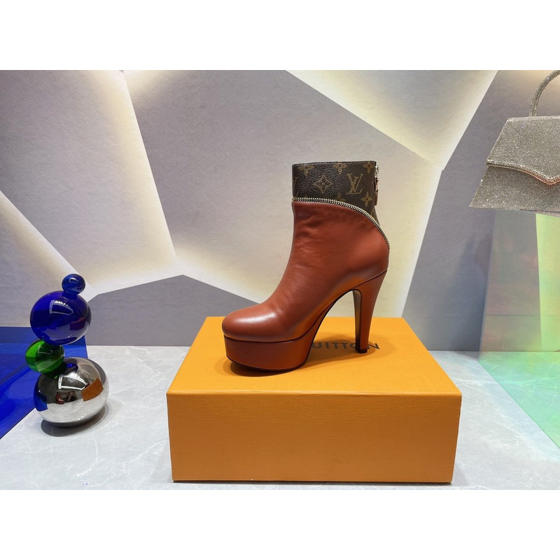 l**is V*t*n afterglow platform ankle boots coffee