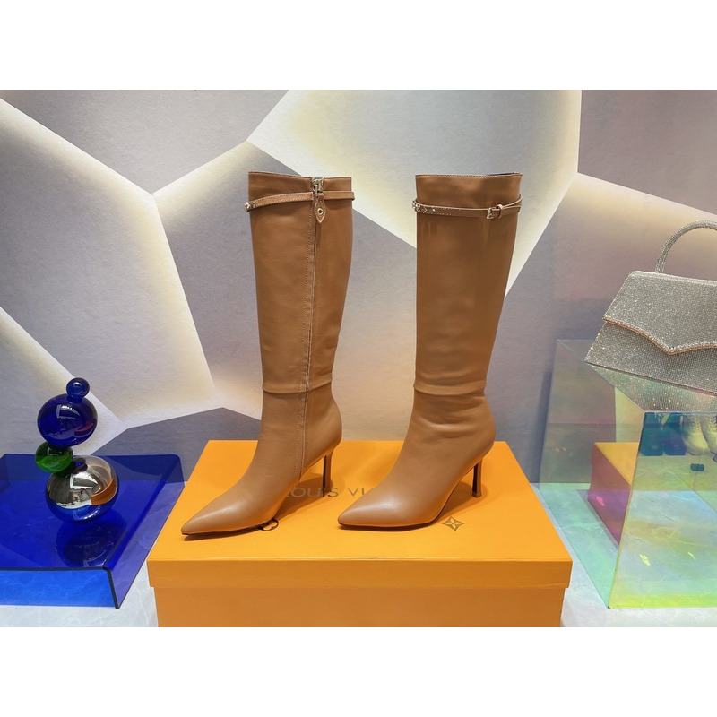 l**is V*t*n women’s signature high boots brown