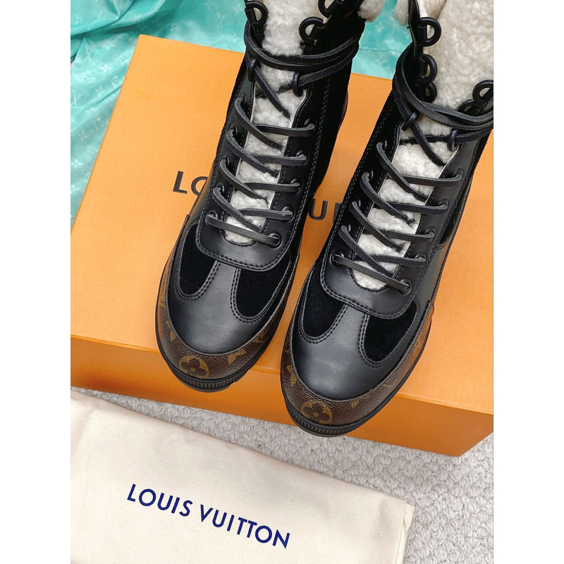 l**is V*t*n laureate platform boots black