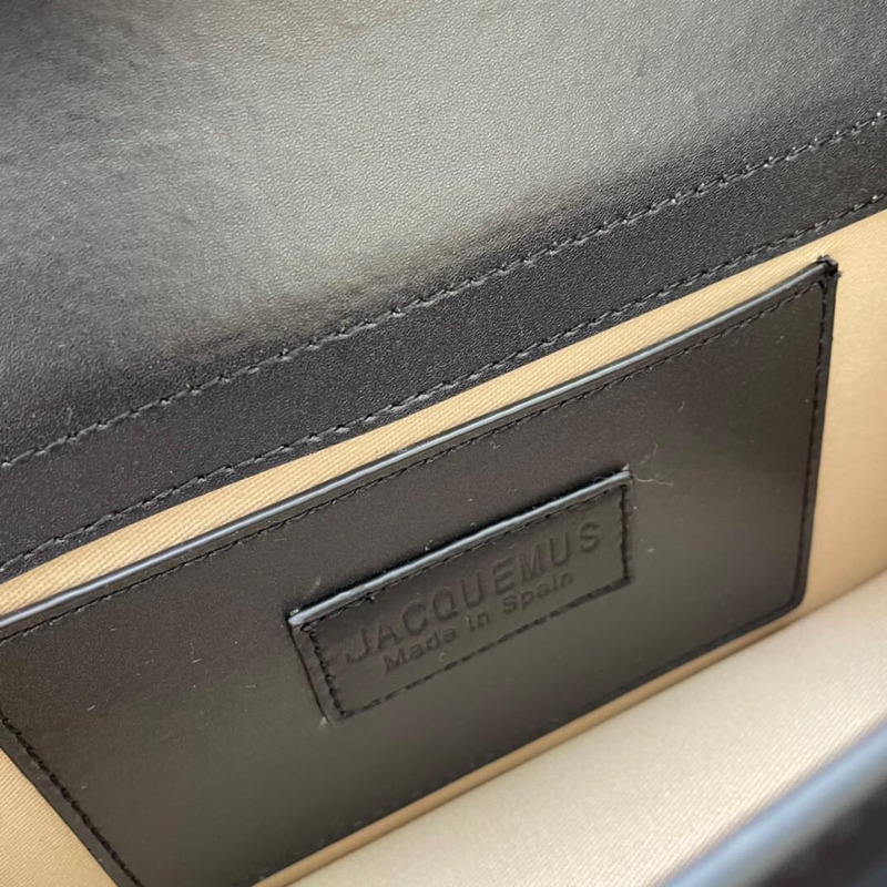 Jacquemus Le Grand Bambino Crossbody Strap Handbag Black