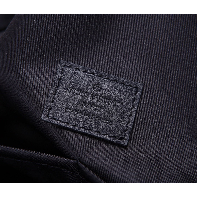 l**is V*t*n mochila sprinter preta italiana in black