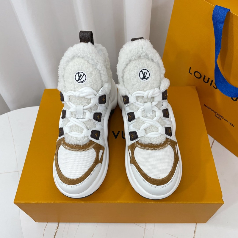 l**is V*t*n archlight sneakers white