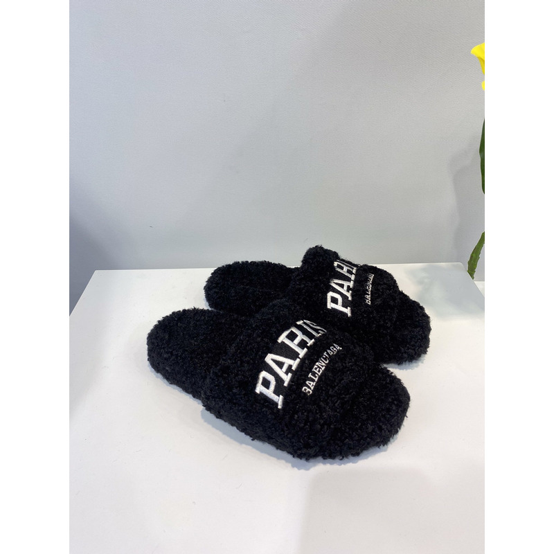 Ba*len*cia*ga logo-embroidered paris faux slides black