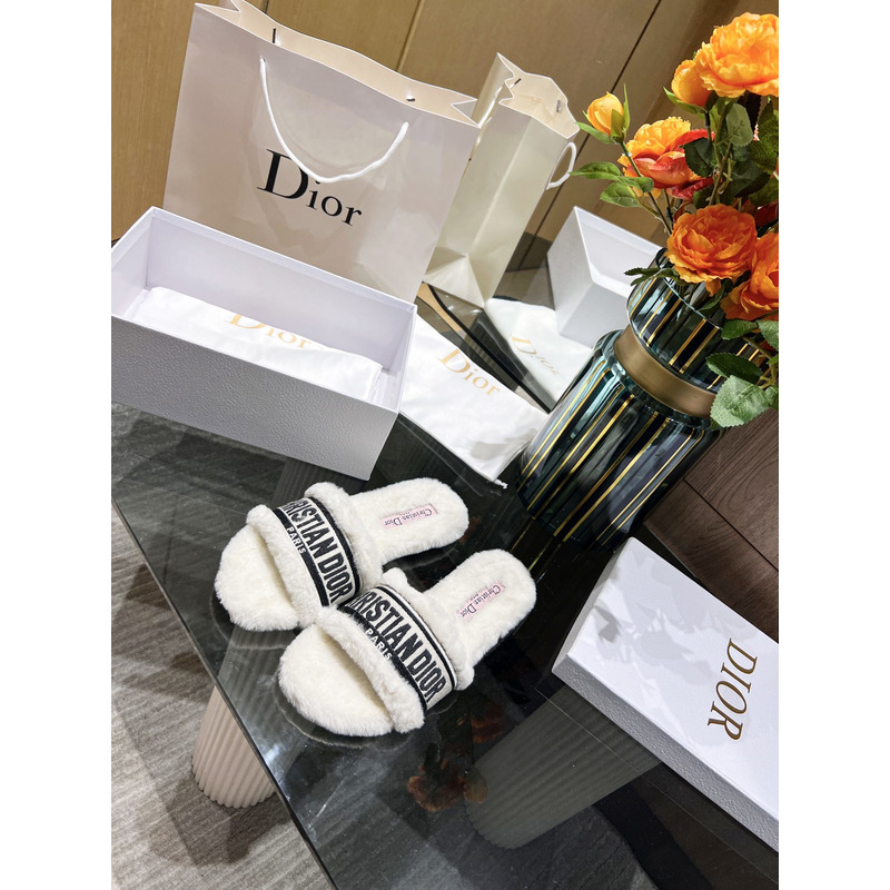 D*or chez moi slides embroidered cotton and shearling white