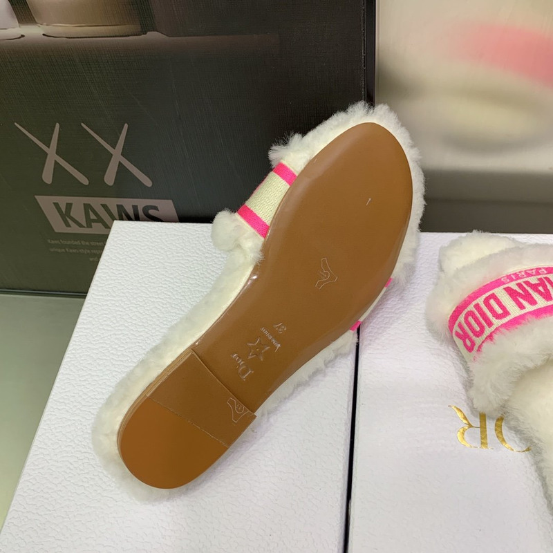 D*or chez moi slides embroidered cotton and shearling bright pink