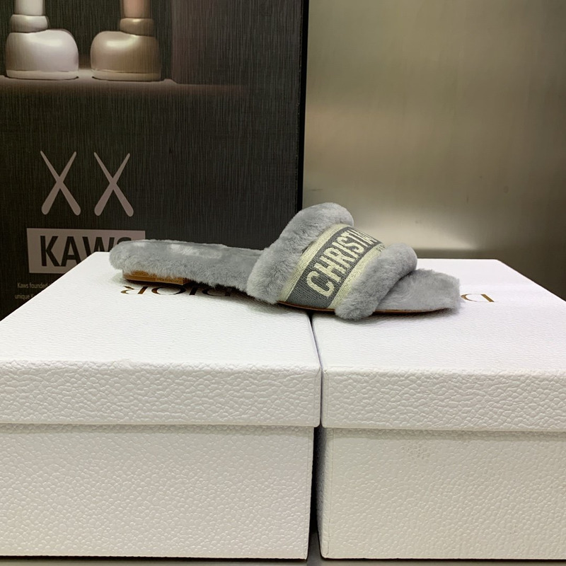 D*or chez moi slides embroidered cotton and shearling grey