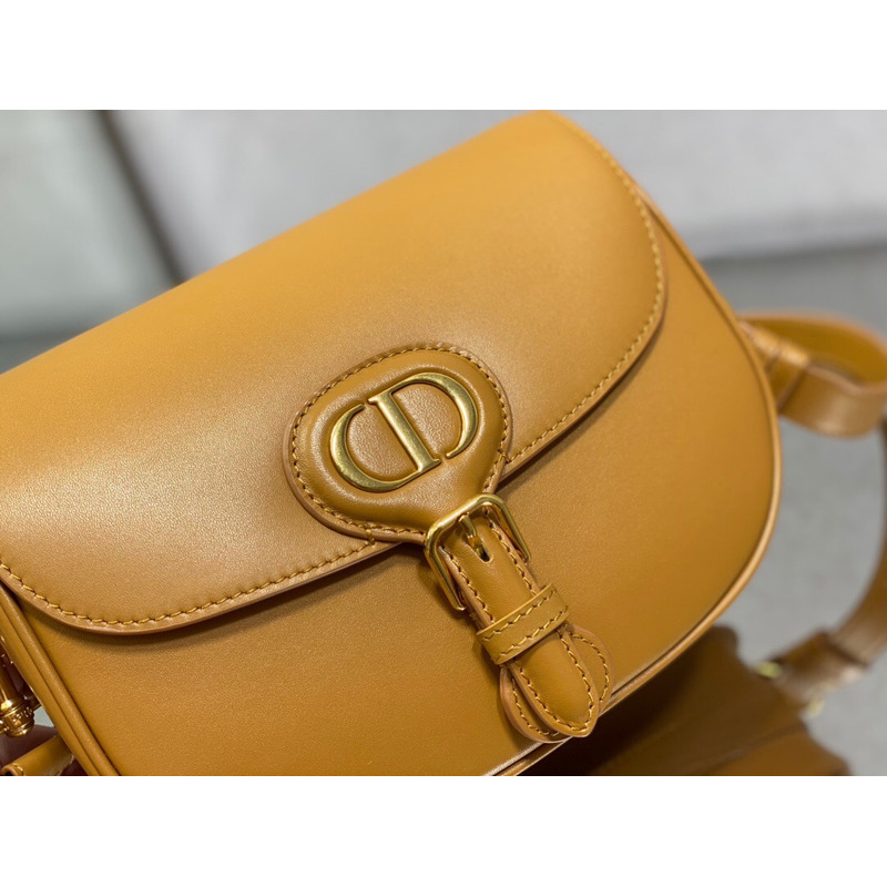 D*or bobby bag medium box calfskin caramel