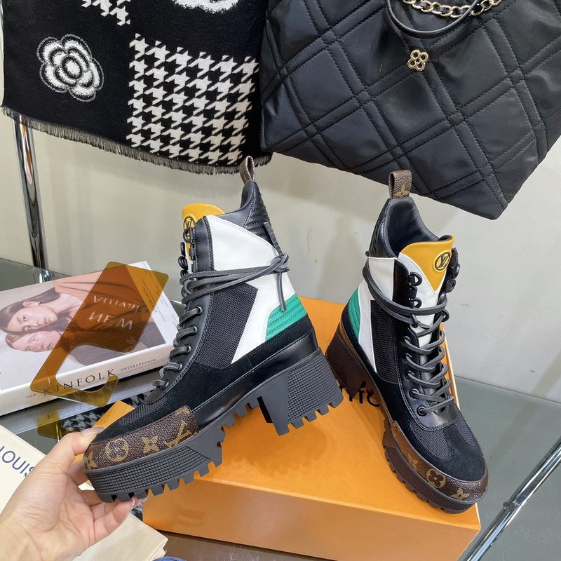 l**is V*t*n laureate platform desert boots