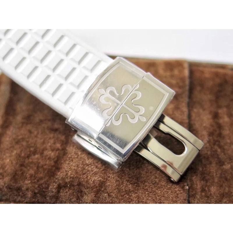 Patek Philippe Aquanaut 5067A Quartz Watches