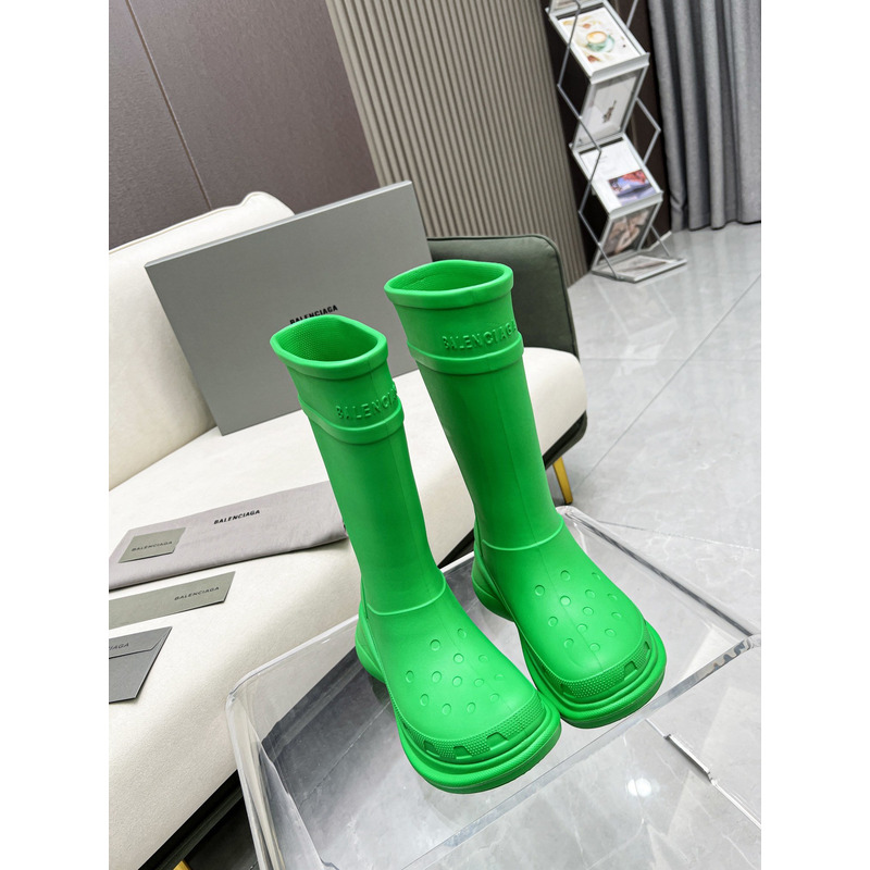 ba*len*cia*ga x Cr*0*s rubber boot green