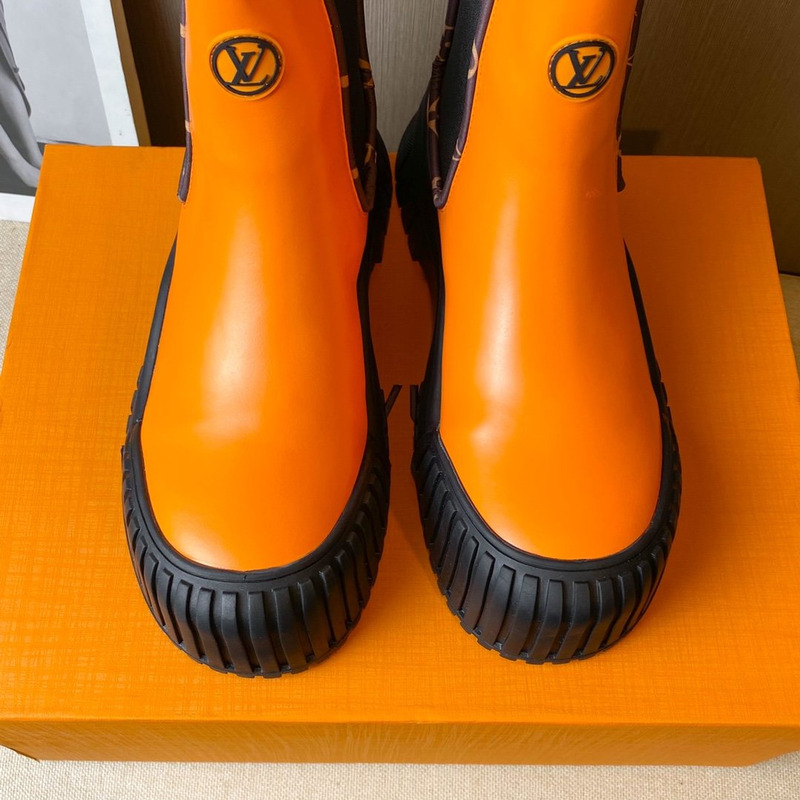 l**is V*t*n ruby ankle boots black tangerine