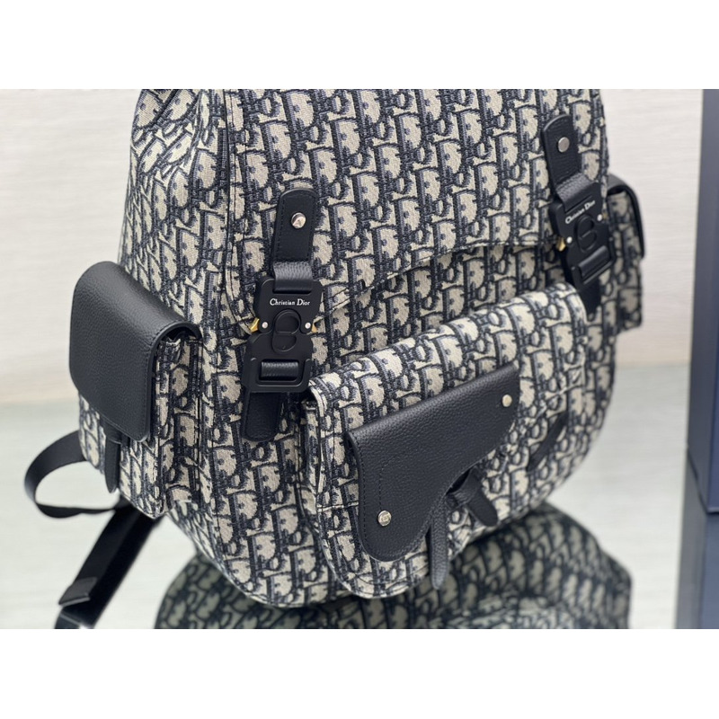 D*or large gallop oblique backpack