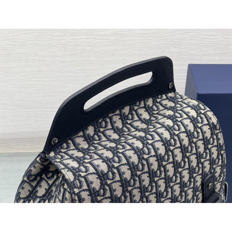 D*or large gallop oblique backpack