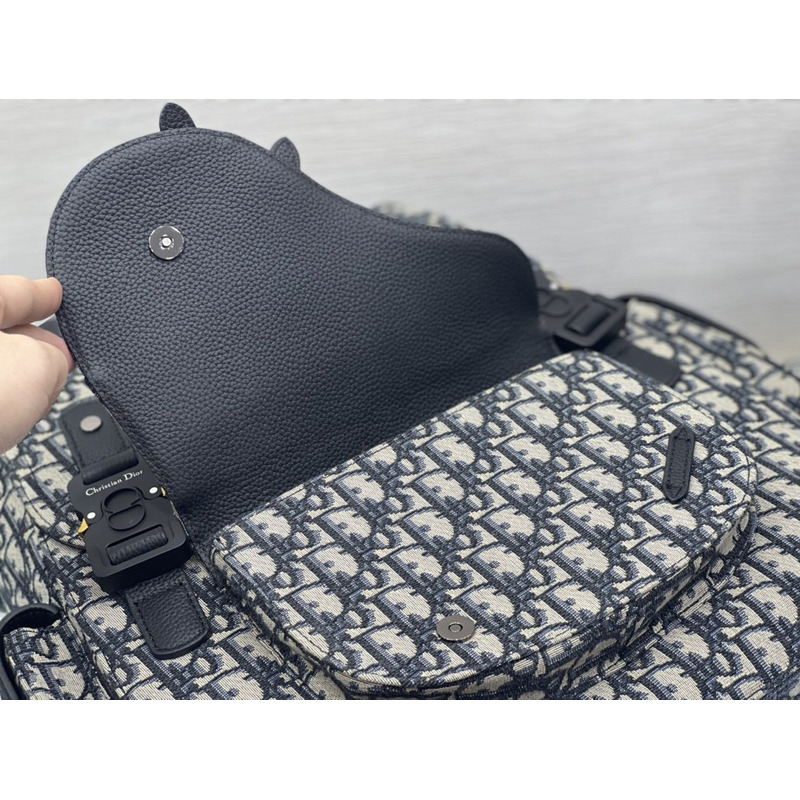 D*or large gallop oblique backpack