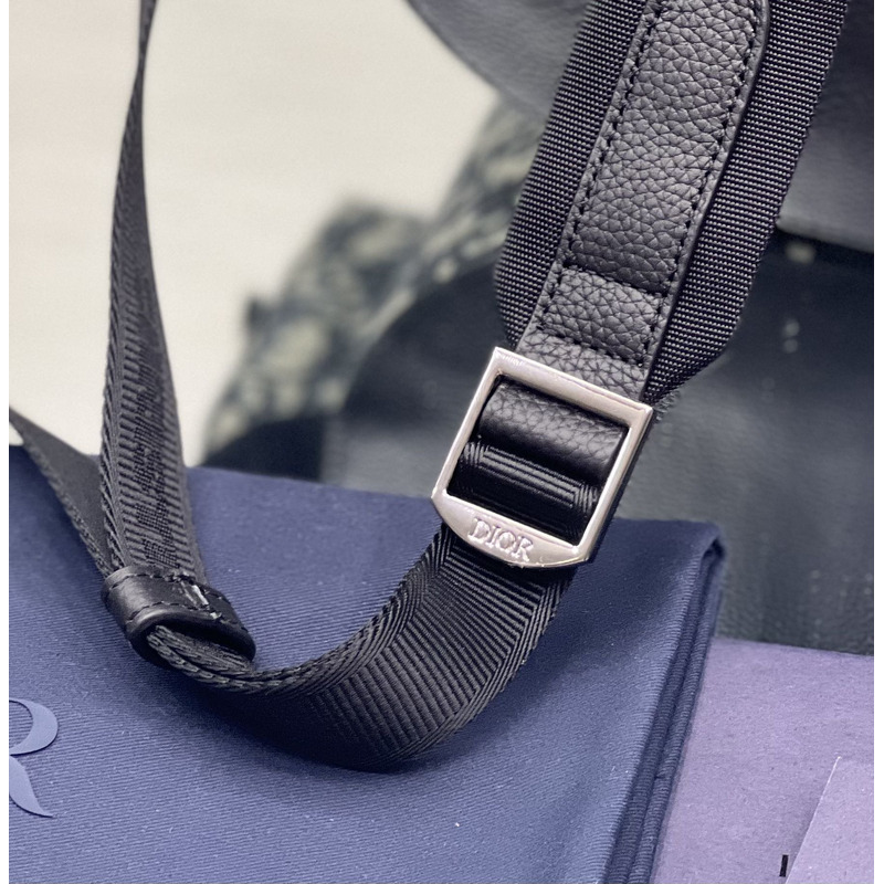 D*or large gallop oblique backpack