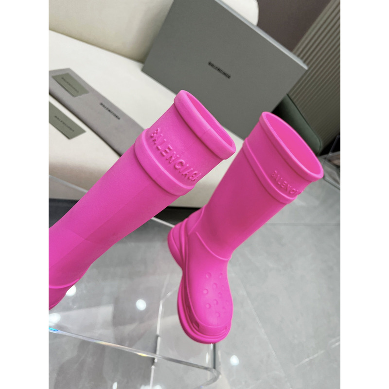 ba*len*cia*ga x Cr*0*s rubber boot fuchsia