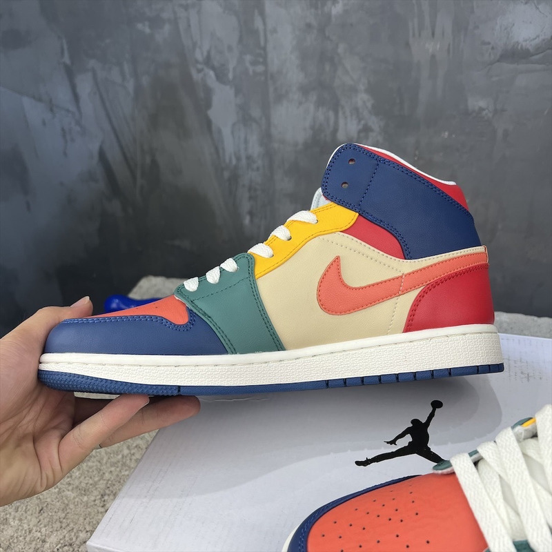 Jordan 1 Mid SE Multi-color Sneaker