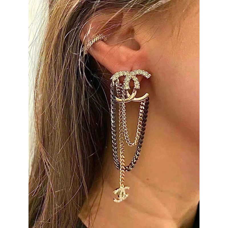 ch*el cc Di*m*nd tassel earring