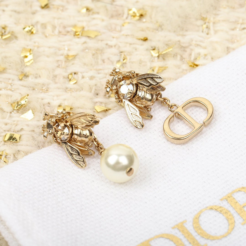 D*or bee pearl cd rose gold stud