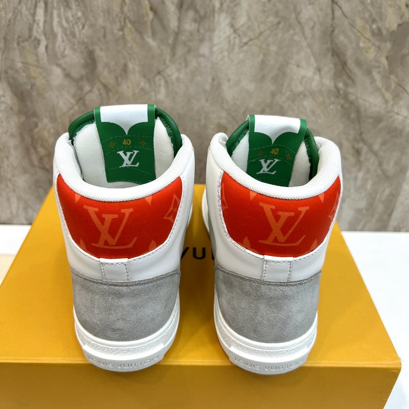 l**is V*t*n monogram leather logo sneakers