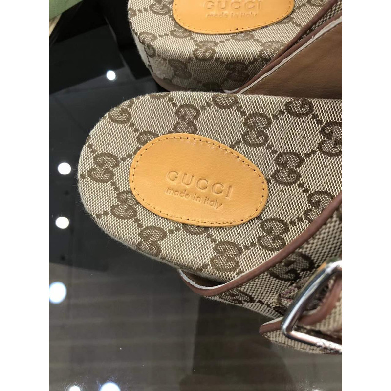 G*u*i men''s slide sandal with straps