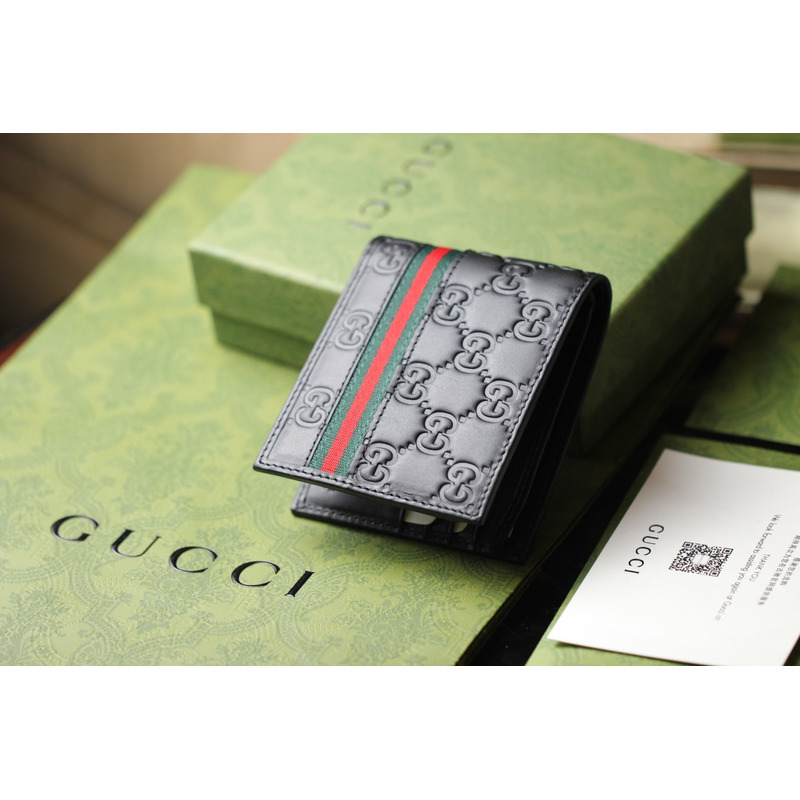 g*u*i S*p*e gg embossed wallet