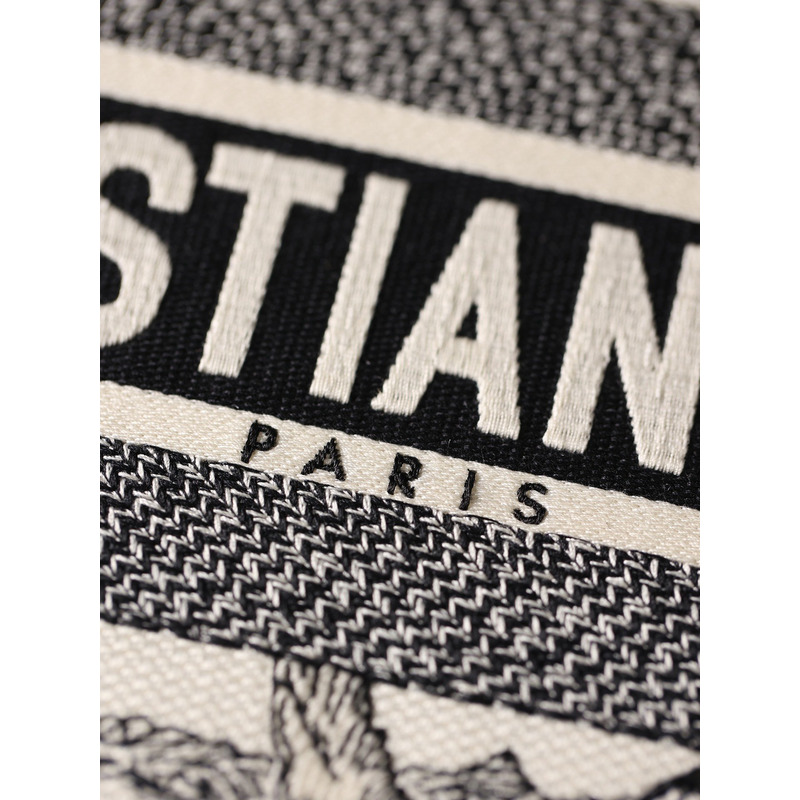 D*or book tote in milky white