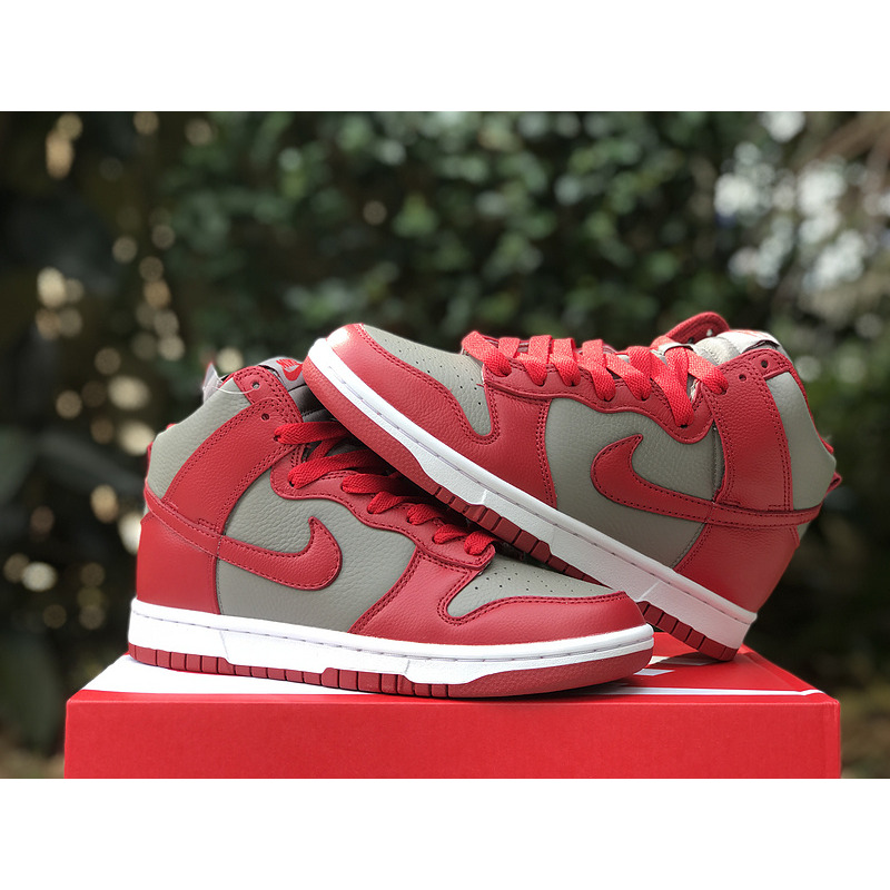 Nike  Dunk High UNLV in Red