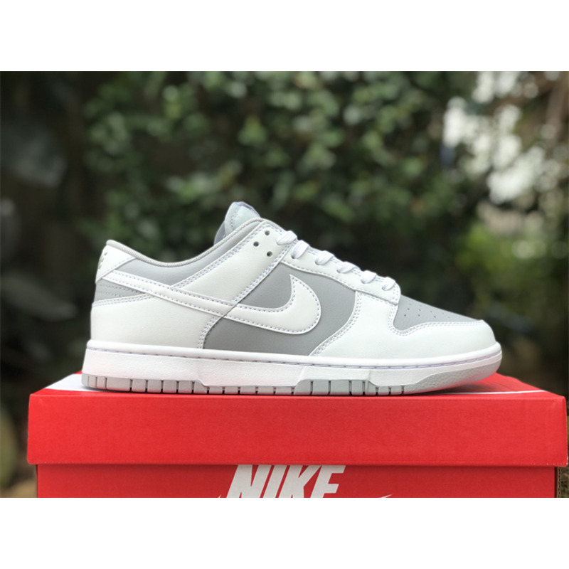 Nike Dunk Low Retro White Grey