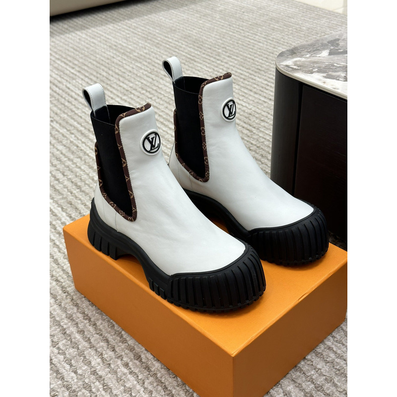 l**is V*t*n ruby ankle boots blanc noir